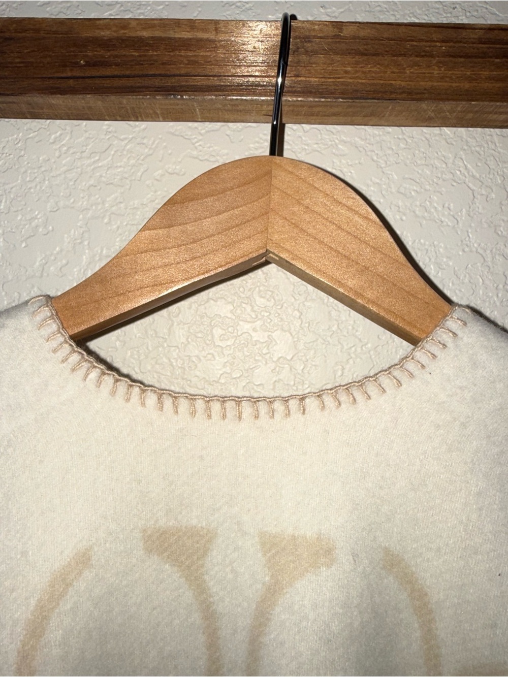 Coach Reversible Signature Cape in Cream and Tan OSFM - Picture 6 of 6